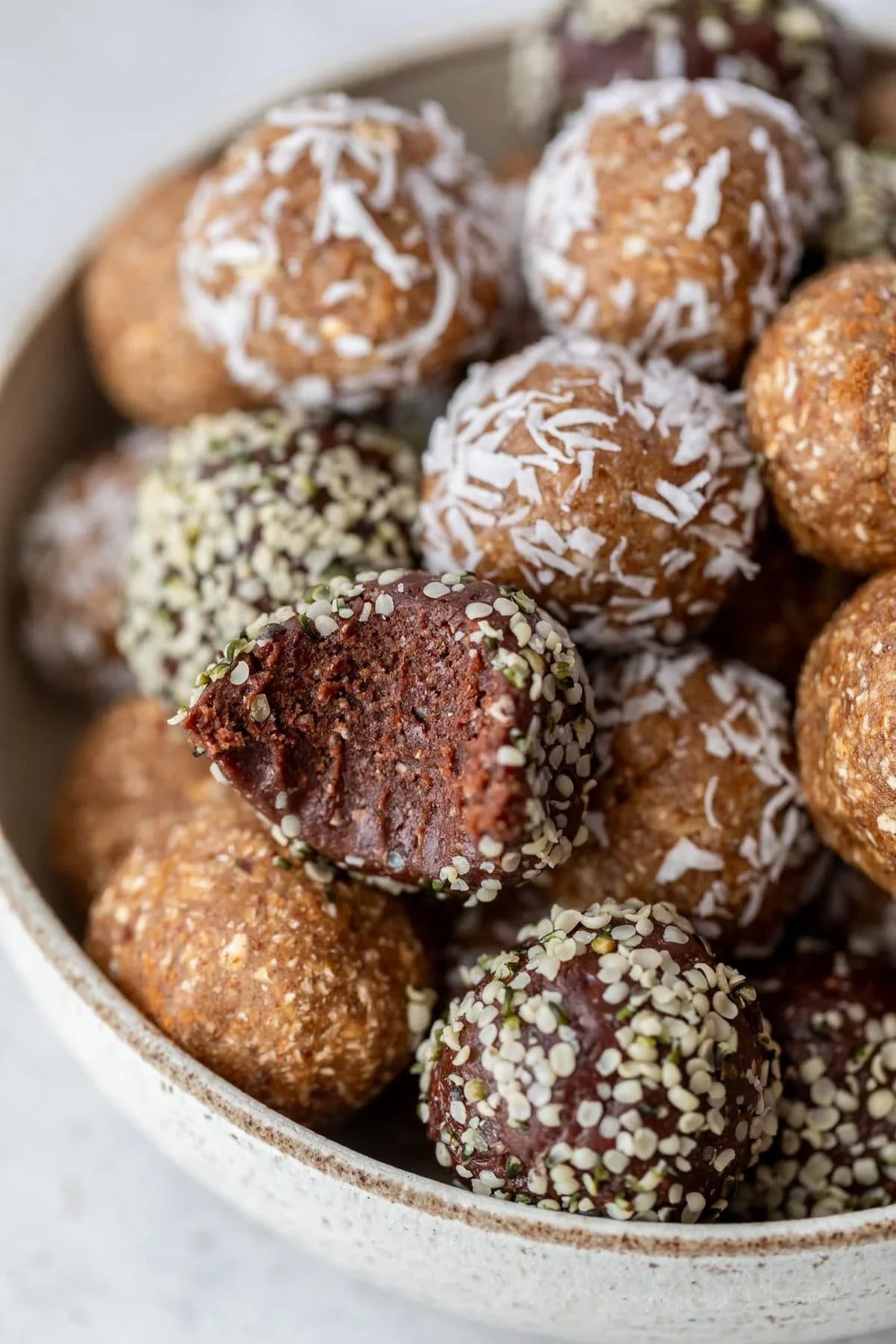 Almond & Date Energy Balls