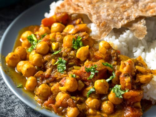 Chana Masala (Spiced Chickpea Curry)