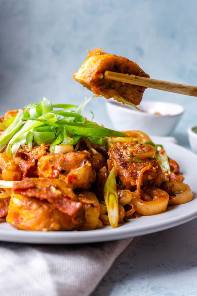 Quick Kimchi & Tofu Stir-Fry